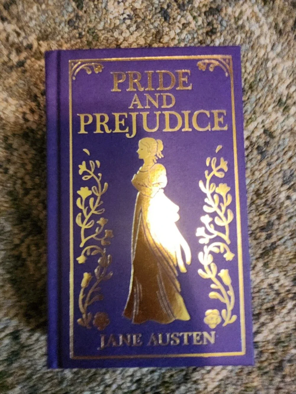 Pride and Prejudice Purple Hardcover with Gold Foil Pages - Picture 1 of 5